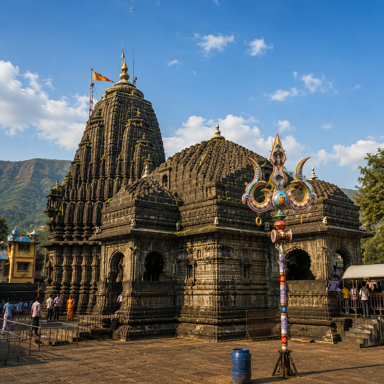 गोदावरी नदीतील कुंभमेळ्याचे पवित्र स्नान